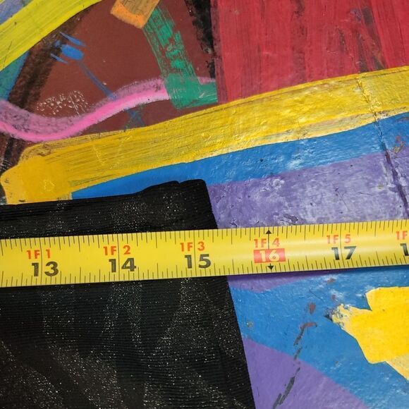 Chic black pencil skirt - leaf texture, size medium - Picture 4 of 7